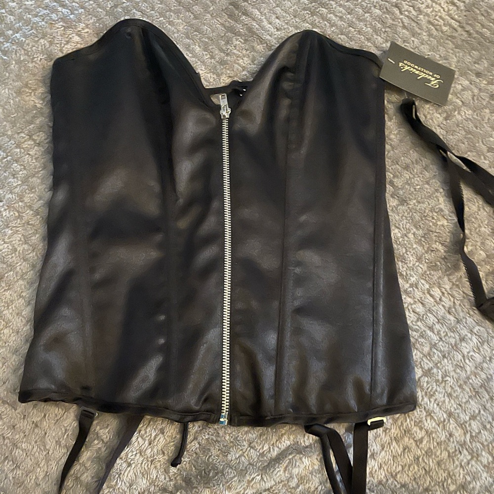 Frederick’s of Hollywood Black Corset Top with Zipper